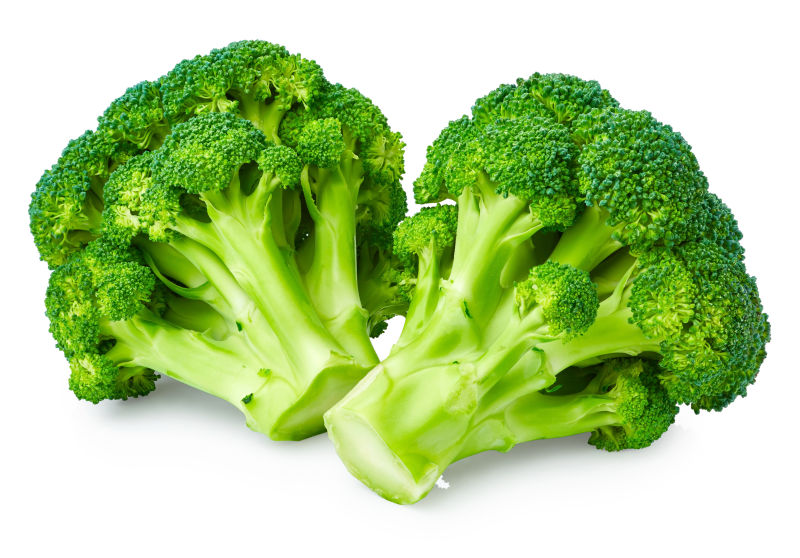 白色背景前的蔬菜