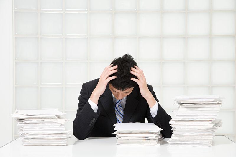压力大的办公室工作人员