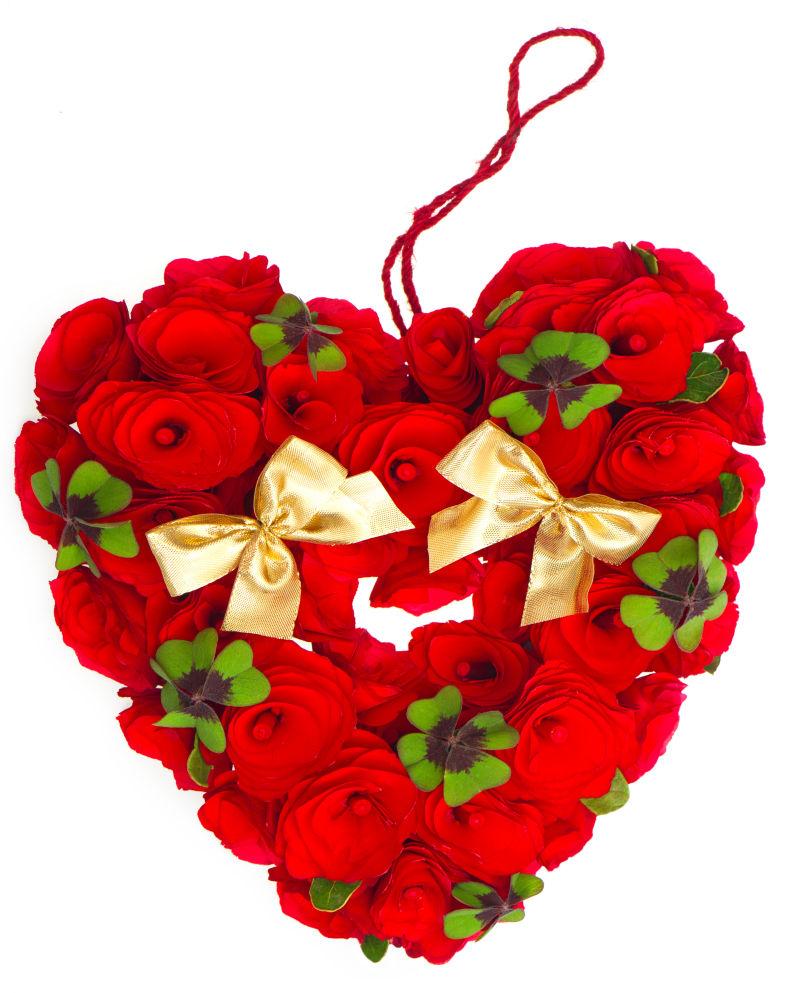 玫瑰心上的金色蝴蝶结