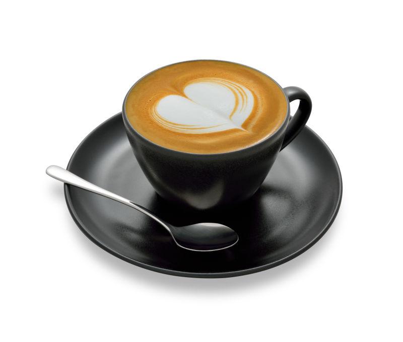 黑色杯子里的咖啡