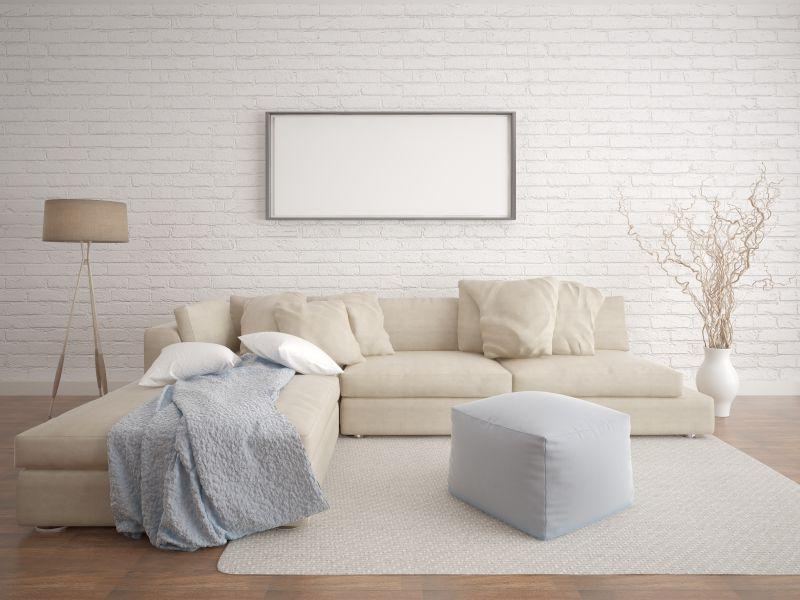 客厅中一个大的舒适沙发