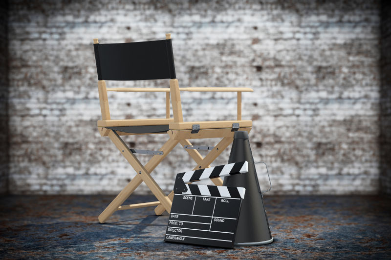 导演椅子与场记板