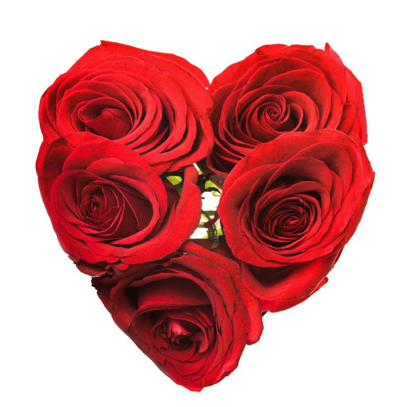 摆成心形的红色玫瑰