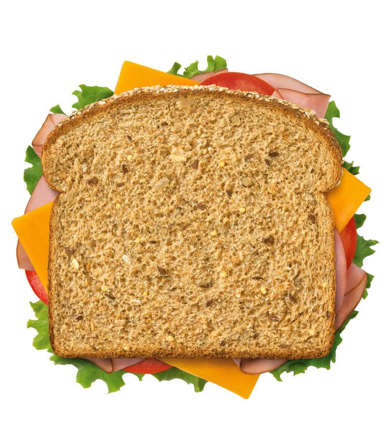 全麦面包火腿芝士三明治