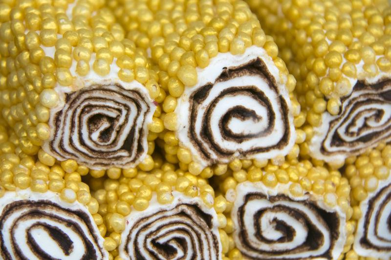 沾满果仁的美味的土耳其美食