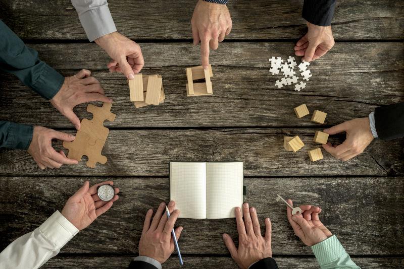 各自分工的团队