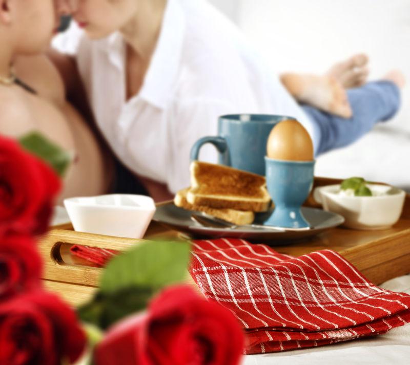 红玫瑰与热恋的情人