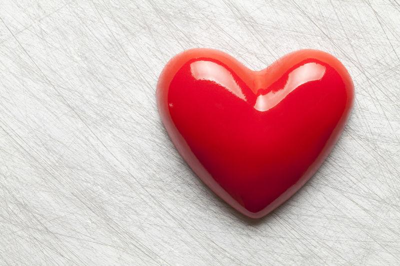 表面划伤的红心