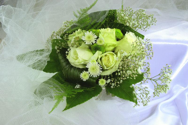 绿黄色结婚花束