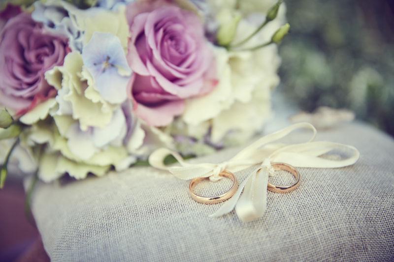 婚礼花束戒指背景