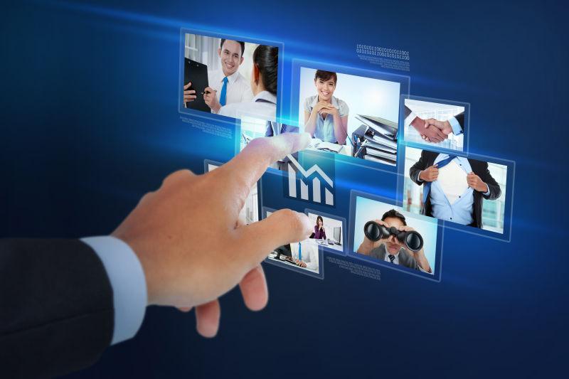 虚拟背景下触摸屏界面上的手指按动按钮