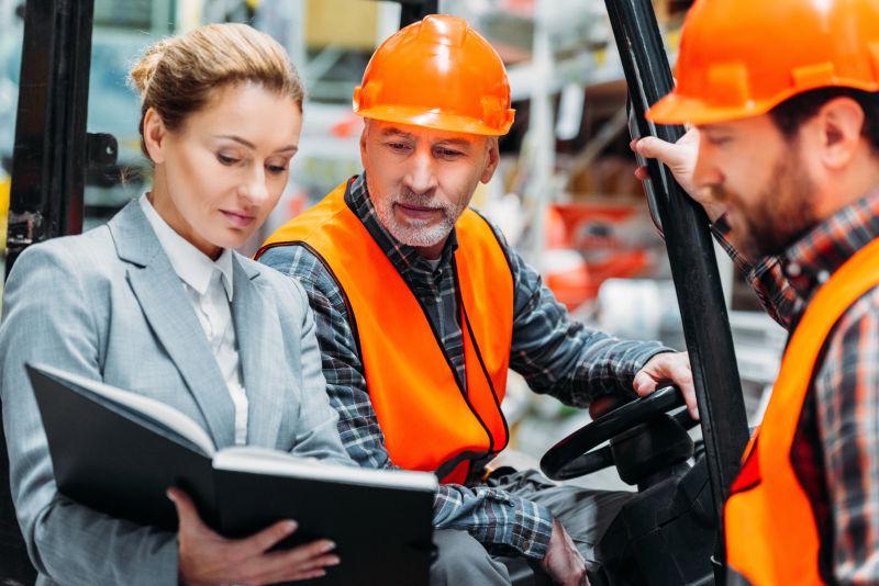 向叉车工人介绍的检察院