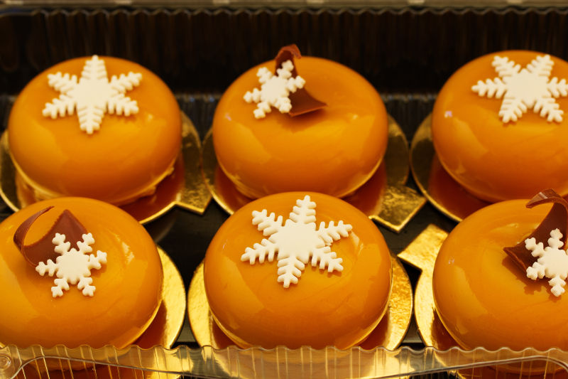 6个雪花布丁蛋糕