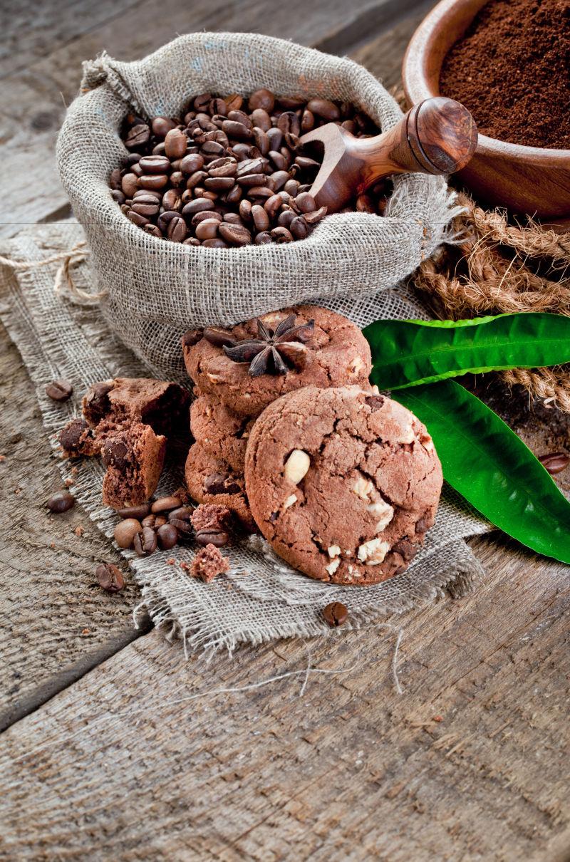 曲奇饼干和咖啡豆