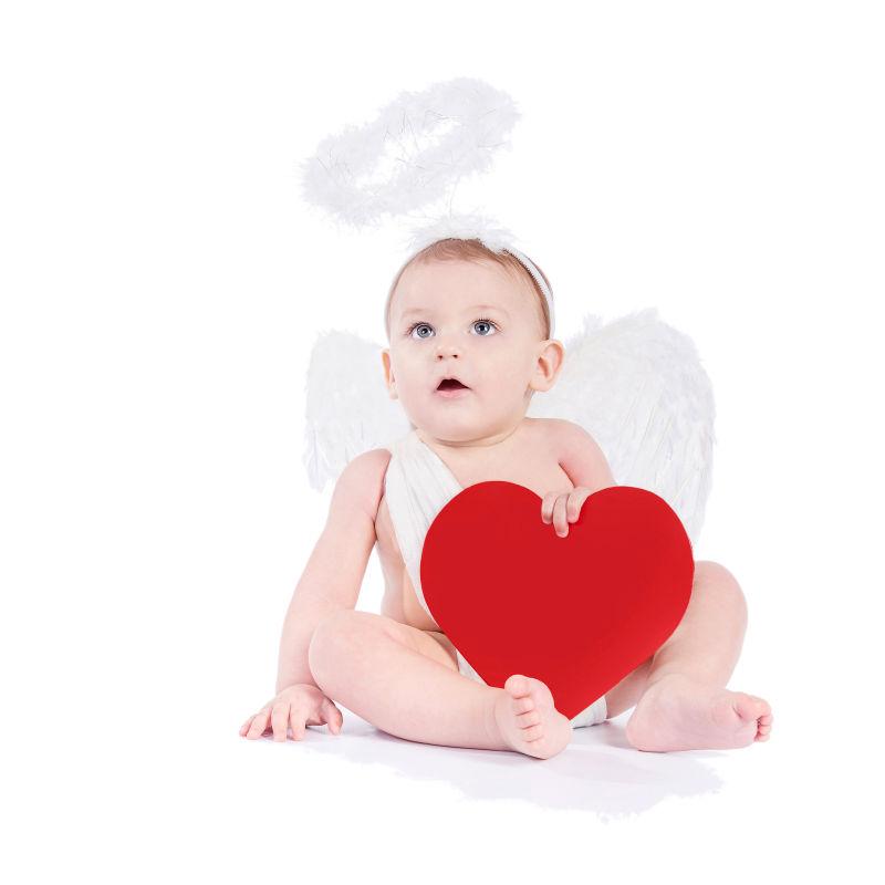 可爱的天使带着翅膀