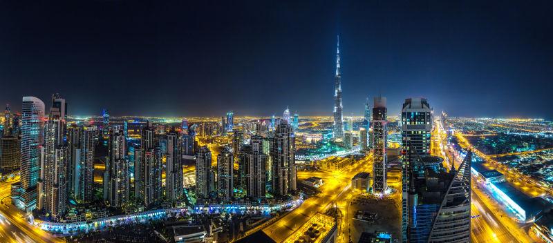 迪拜市中心夜间风景