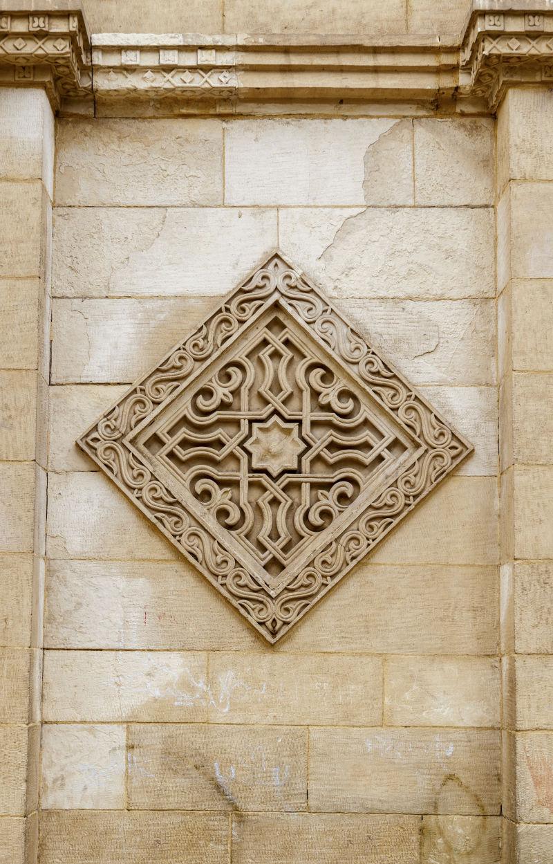阿尔哈金清真寺的外墙