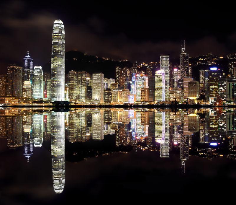 香港美丽的海边城市夜景