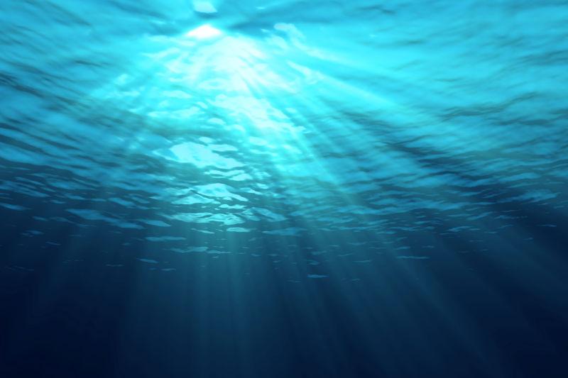 海面下的景色图片 幽蓝色的海面素材 高清图片 摄影照片 寻图免费打包下载