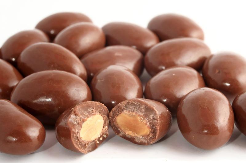 美味的杏仁巧克力