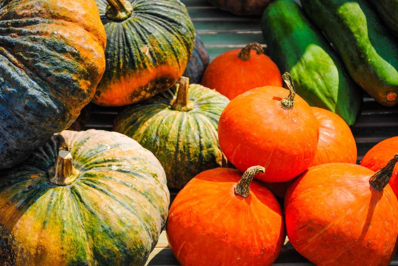 南瓜蔬菜来自农村的花园