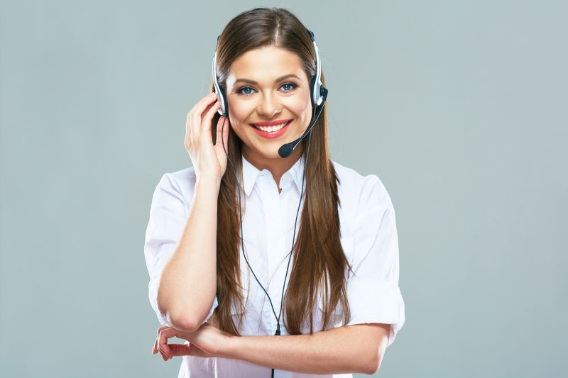 白衬衣美女客服