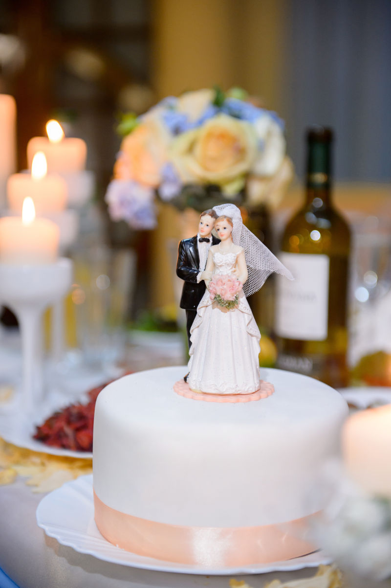 婚礼上的蛋糕小洋娃娃蛋糕