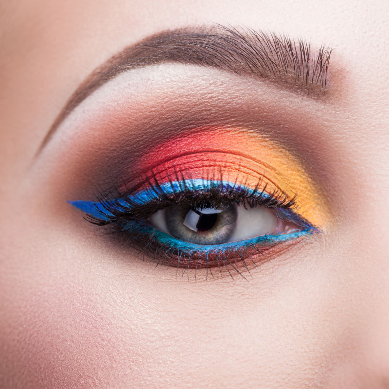 女性眼睛的化妆