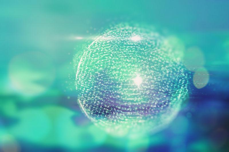 明亮的绿色和蓝色圆形背景