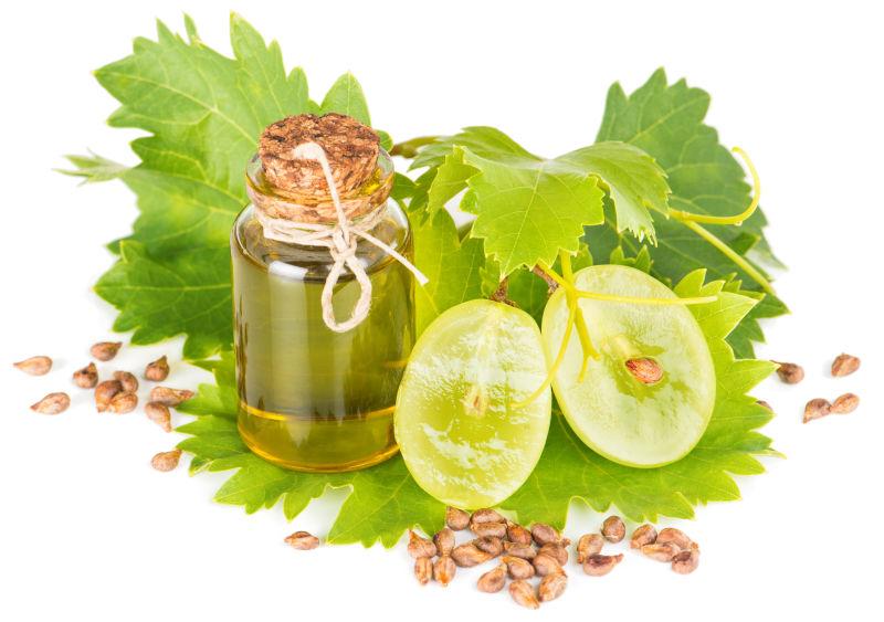 葡萄切片和葡萄籽油