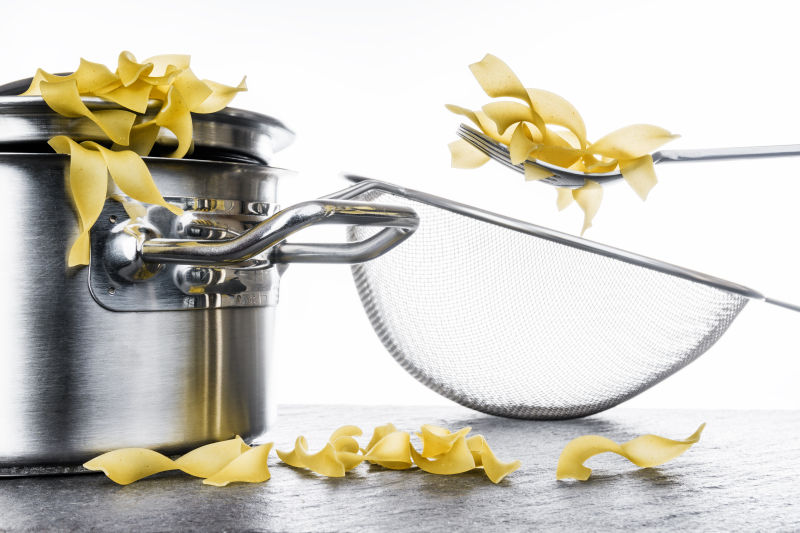 准备煮意大利面