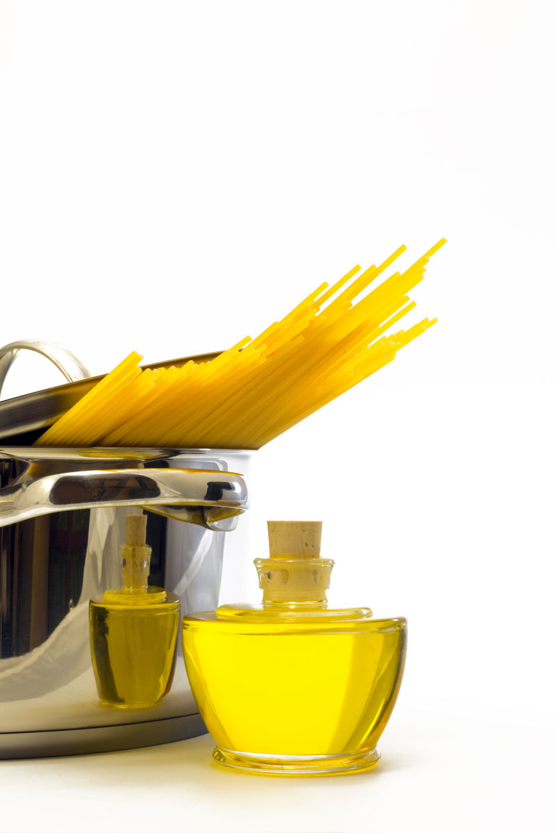橄榄油和意大利面条