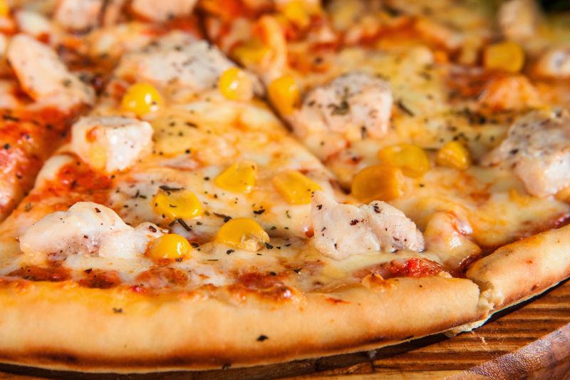 烤意大利比萨切片