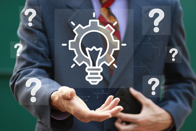 商业商人手中的想法与创意