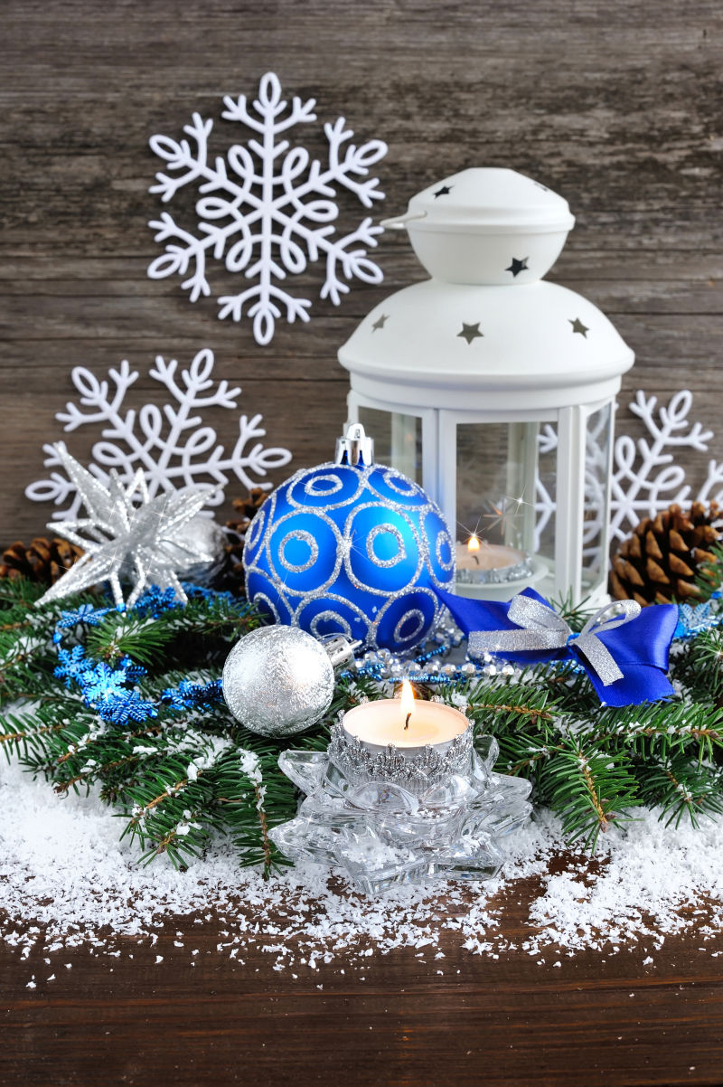 桌面上的圣诞摆件