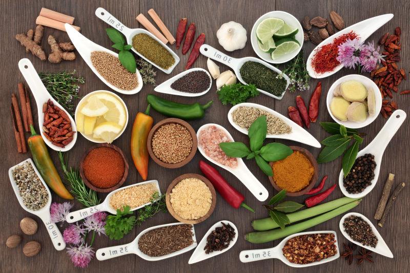 干燥的草药和香料