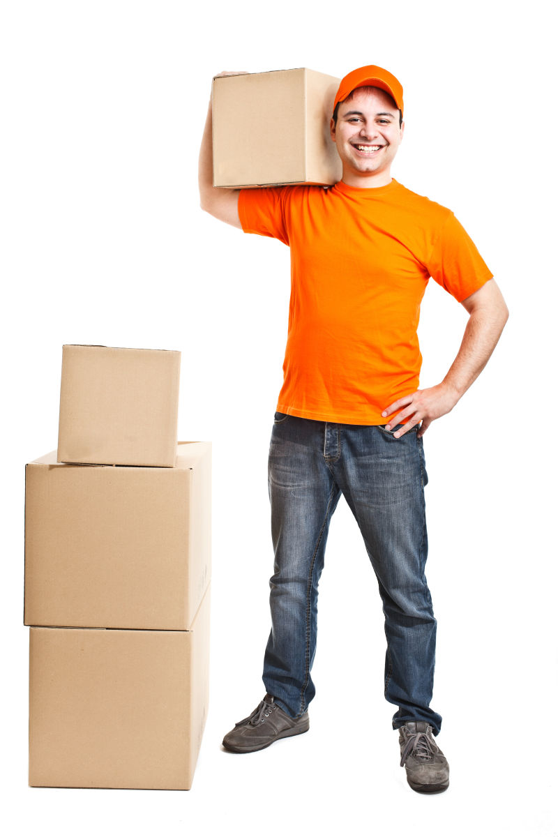 白色背景前派送快递小哥