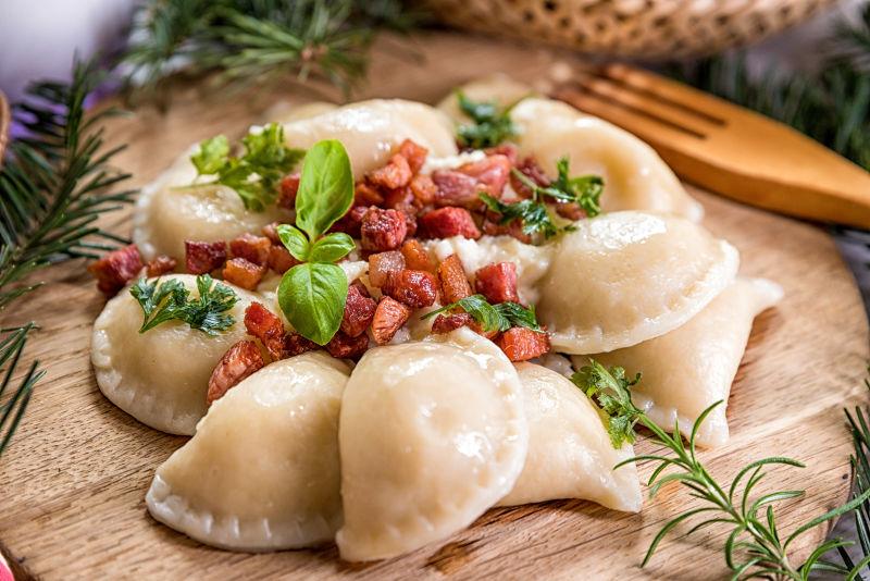 传统的斯洛伐克烹饪山景