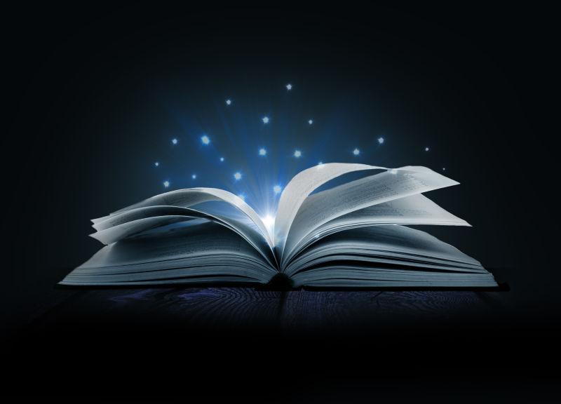 黑暗中打开的魔法书