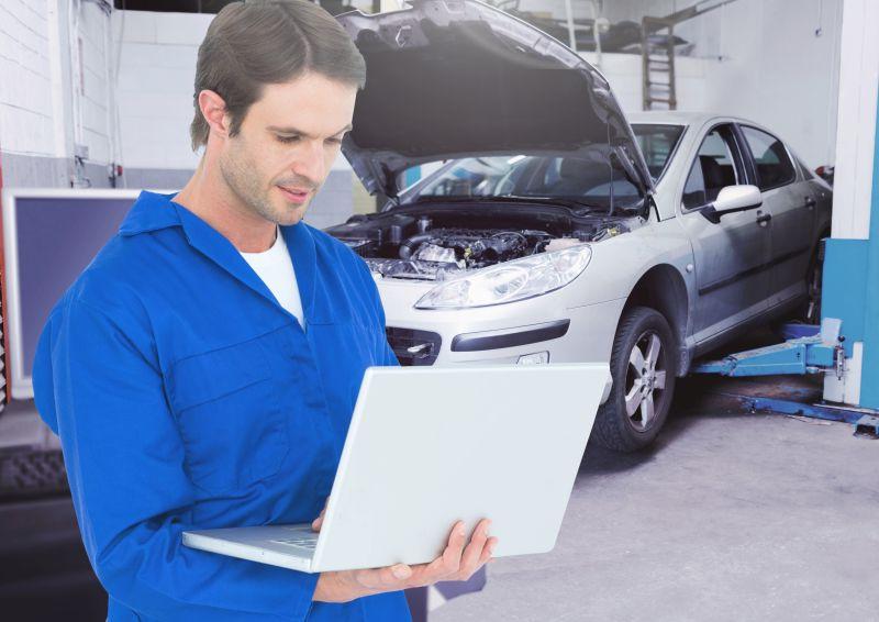 笔记本电脑在汽车修理库中的应用