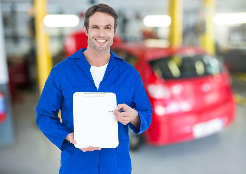 修理车库的机械夹夹板