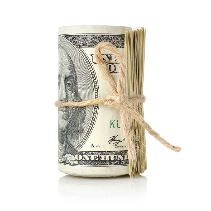 扎成一梱的美元