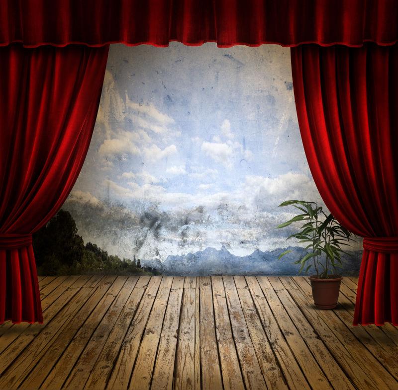 木舞台上的画布