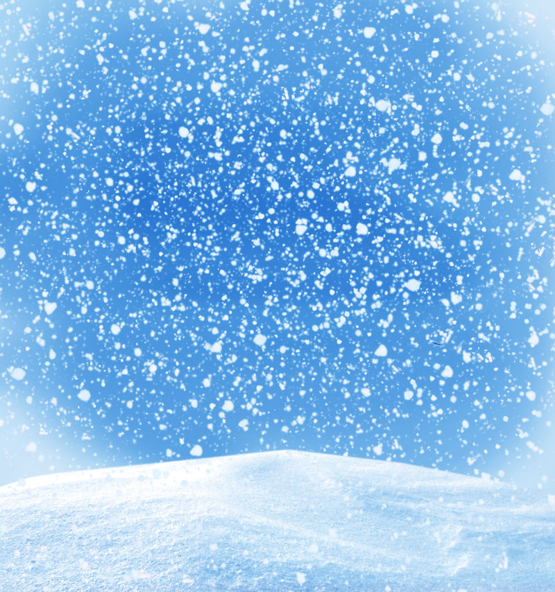 蓝天下的雪景
