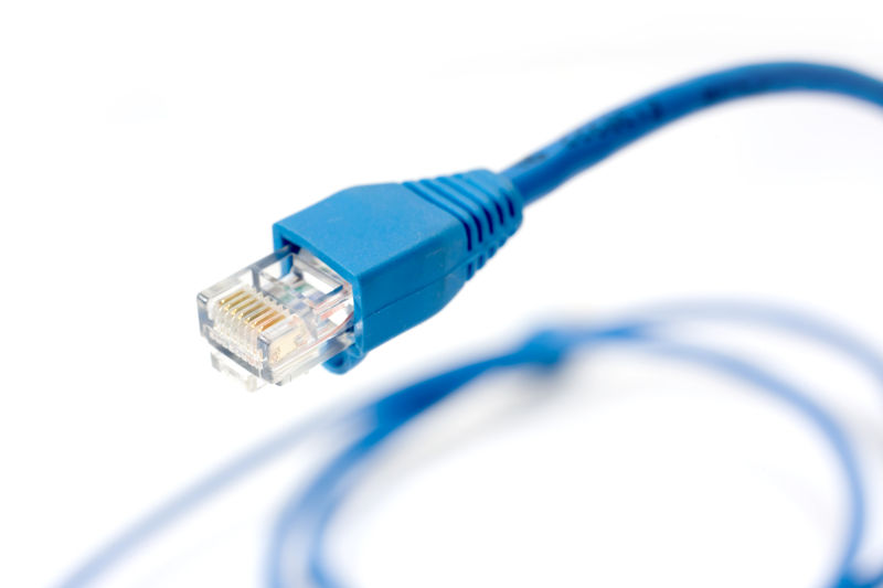 蓝色网线的水晶头