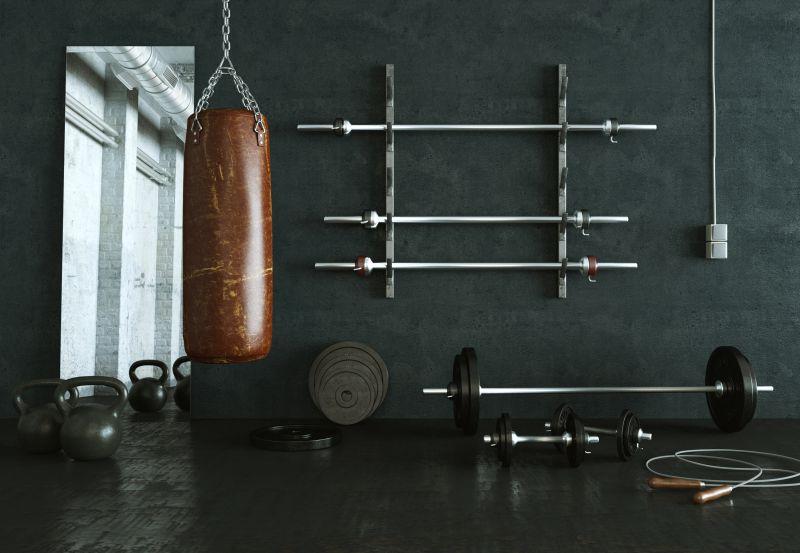 健身房里的各种器材