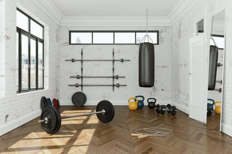 白色健身房的器材