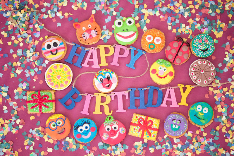 生日快乐的蛋糕