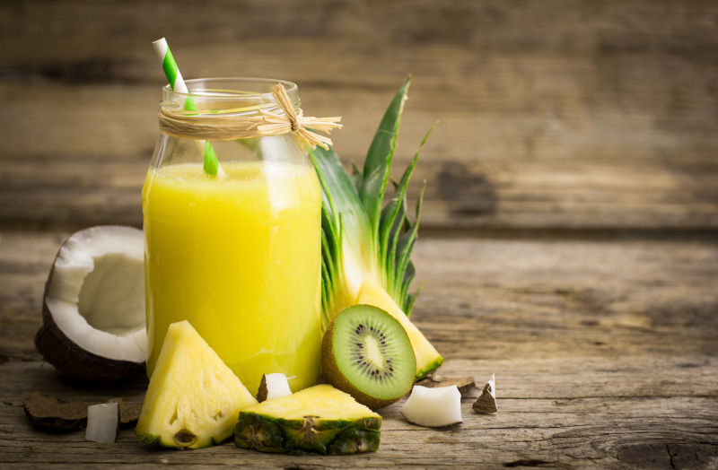 猕猴桃菠萝沙冰