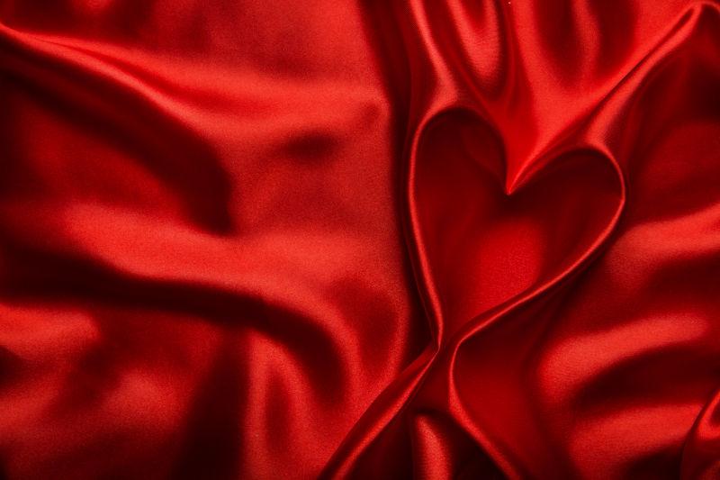 情人节心红丝织物